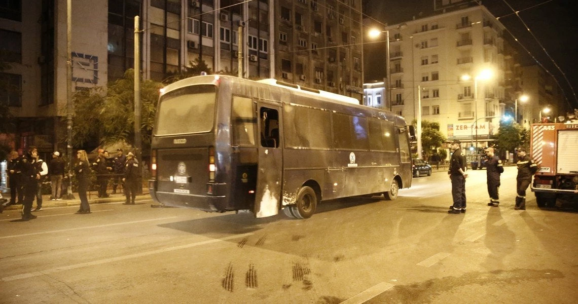 Ξέφραγο αμπέλι η χώρα: Συμμετείχαν και Αλβανοί στην εγκληματική επίθεση στο Α.Τ. Ομόνοιας – Κάνουν ΕΔΕ κατά των αστυνομικών!